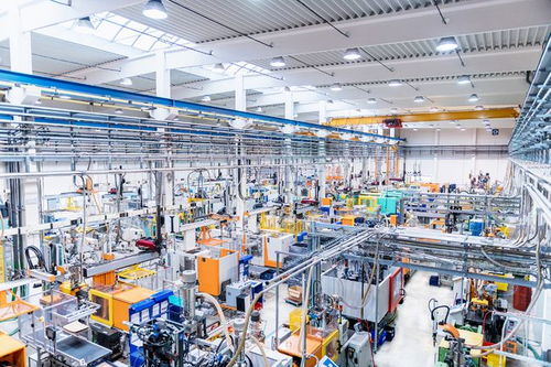 淺析智能工廠中的工業(yè)物聯(lián)網(wǎng)技術(shù) 驅(qū)動(dòng)計(jì)算機(jī)軟硬件技術(shù)開(kāi)發(fā)的新引擎